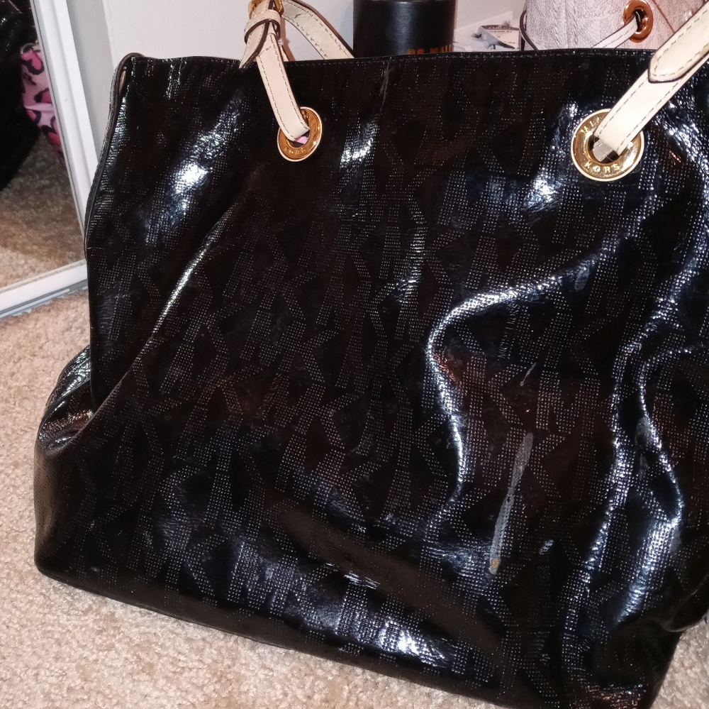 Michael Kors pursw